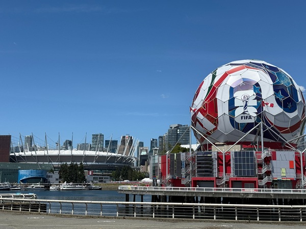 FIFA World Cup tickets https://www.pexels.com/photo/vancouver-stadium-and-giant-fifa-soccer-ball-38104078/
